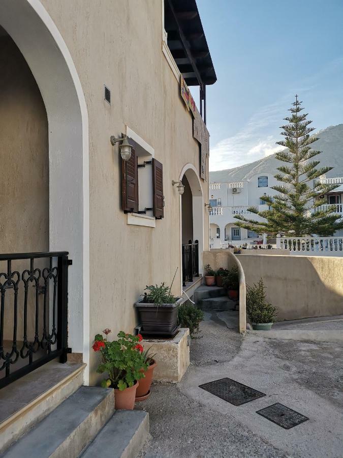Villa Perissa Thira Exterior photo